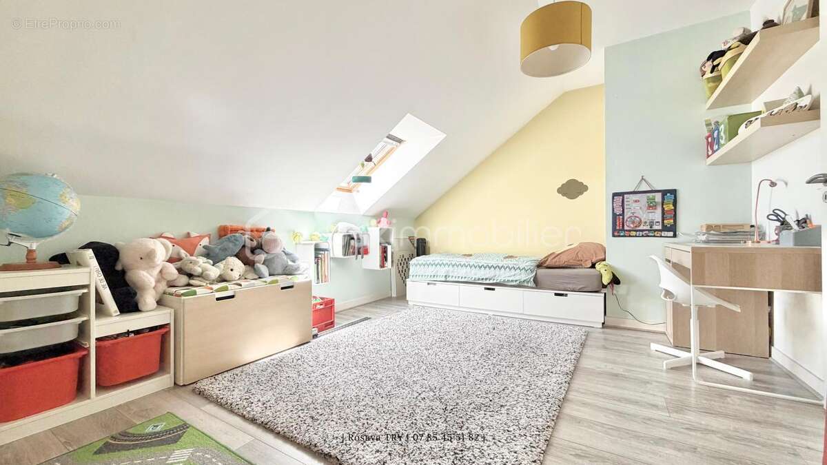 Appartement à TORCY