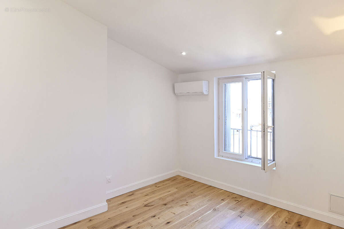 Bordeaux Coeur Chartrons - Appartement T3 de 70 m² entièrement rénové - photo 7