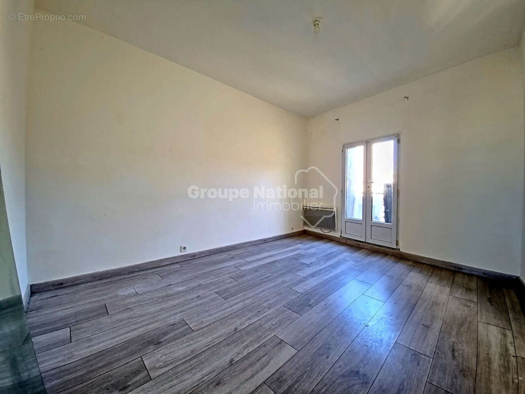 Appartement à LUNEL