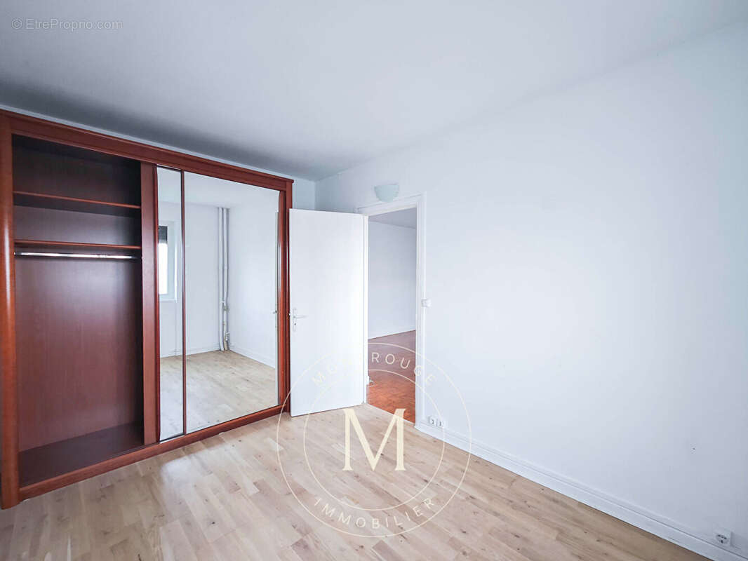 Appartement à MONTROUGE