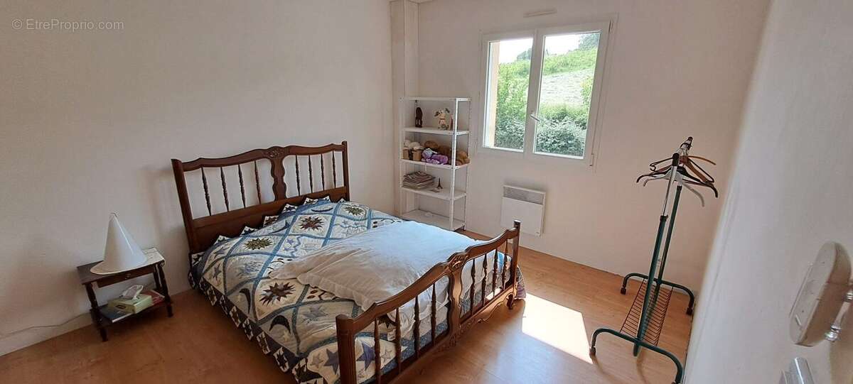 Maison à LA ROCHE-NOIRE