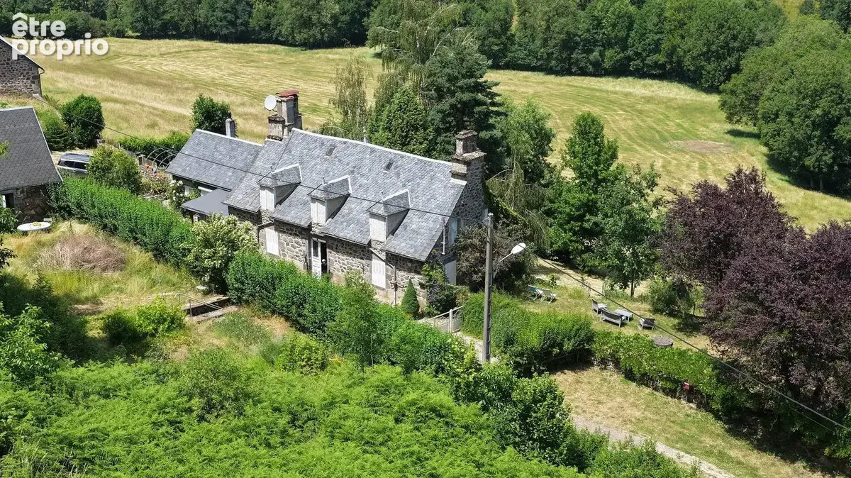 Photo Maison à Anglards-De-Salers au prix de 225 000€
