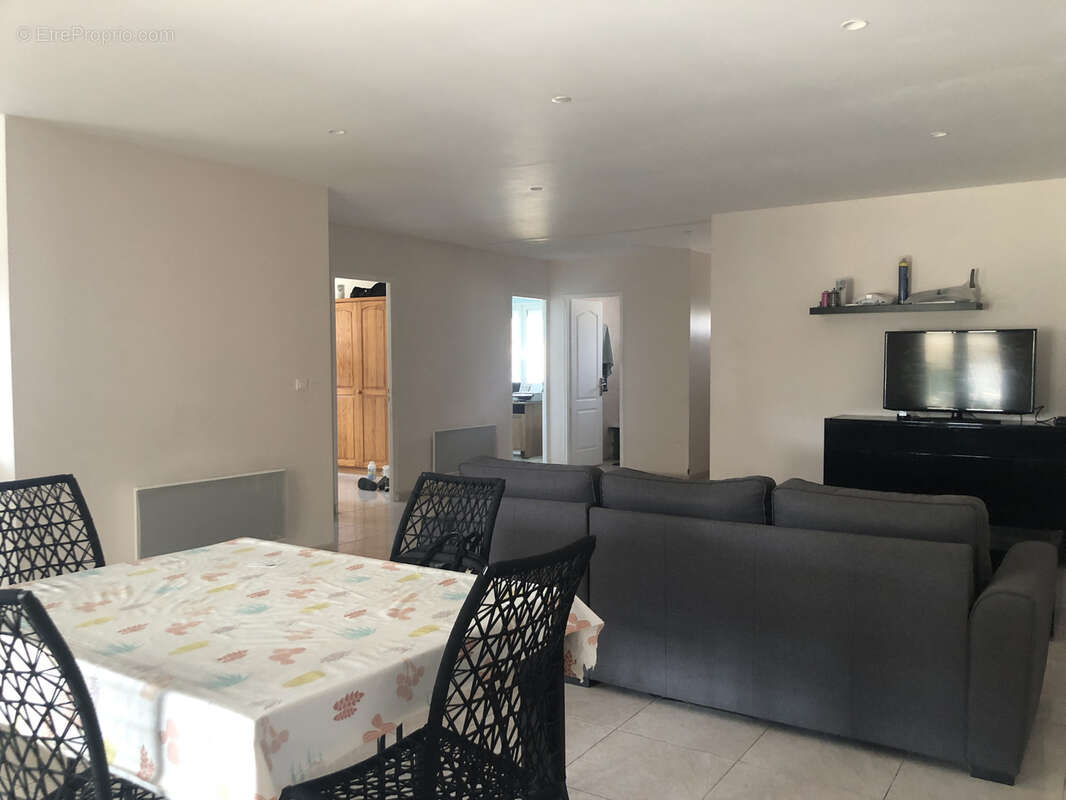 Maison 4 pièces 92m2 - photo 2
