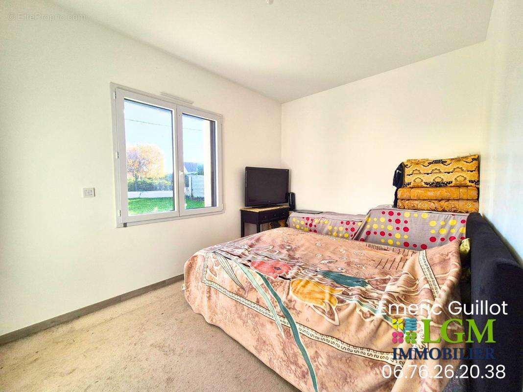 Maison à VILLEBAROU