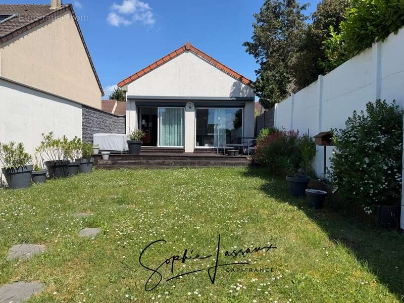Maison à OSNY