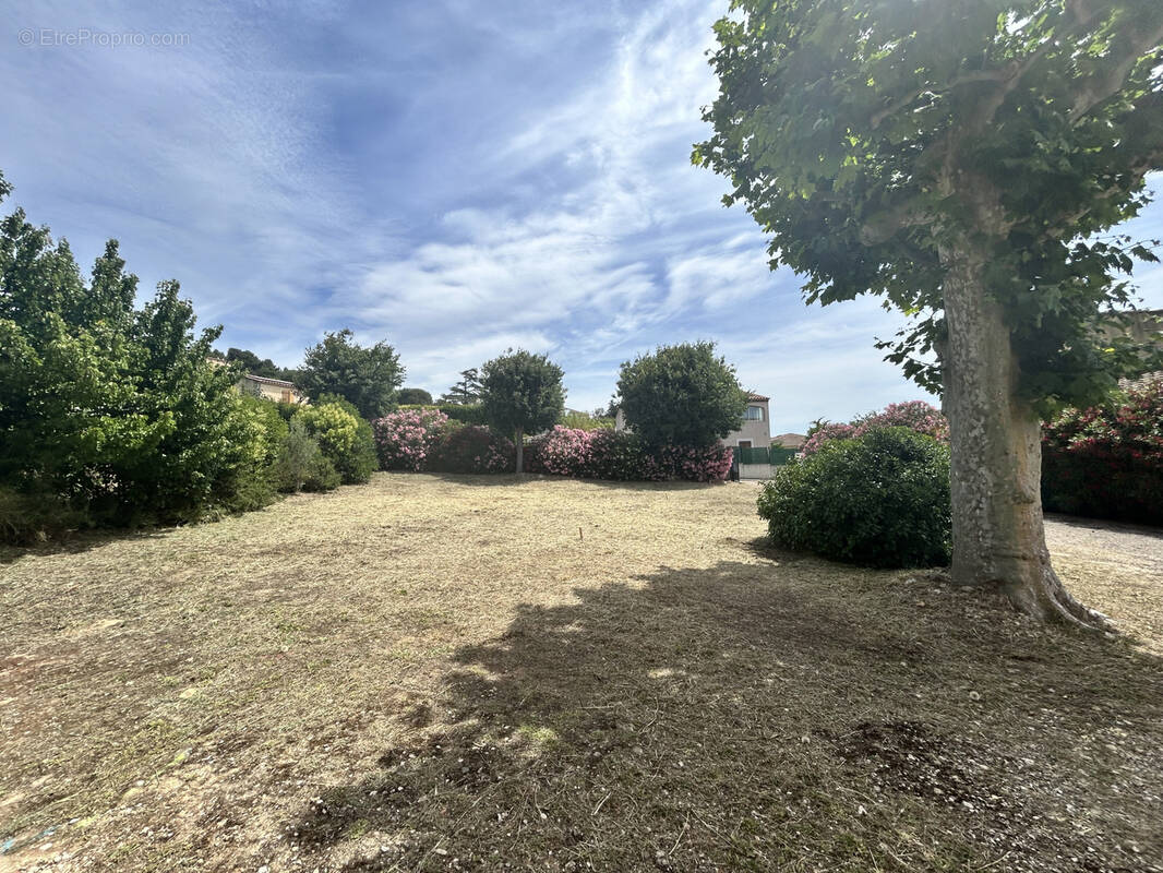 Terrain à MARSEILLE-13E