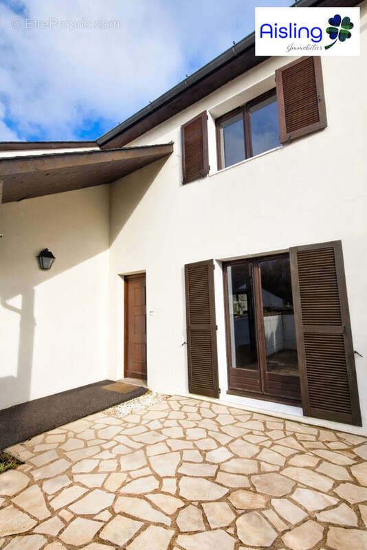 Maison à MONTBAZON