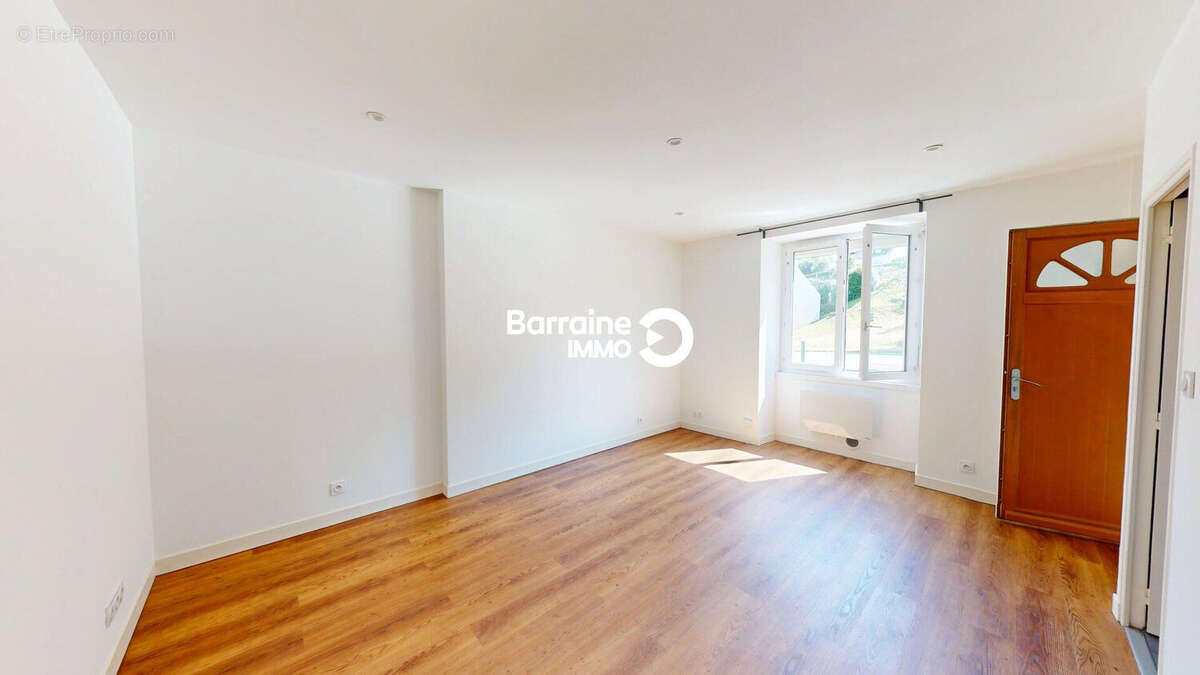 Brest penfeld immeuble de rapport 4 lots : 2 studios - 2 t2 duplex jardin - photo 7