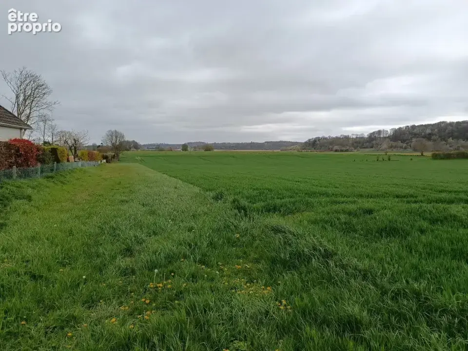 Photo Terrain à Sainte-Genevieve au prix de 38 000€
