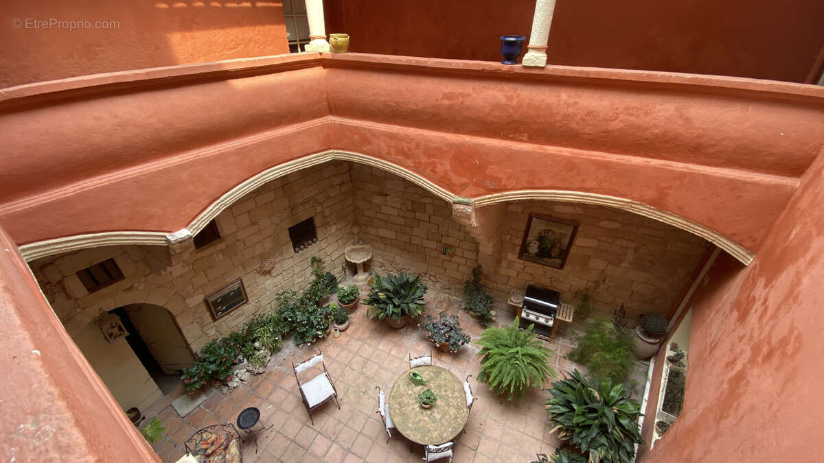 Maison à SAINT-GILLES