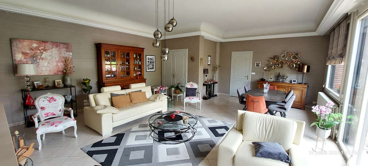 Grande maison de caractere hyper centre ville - photo 2