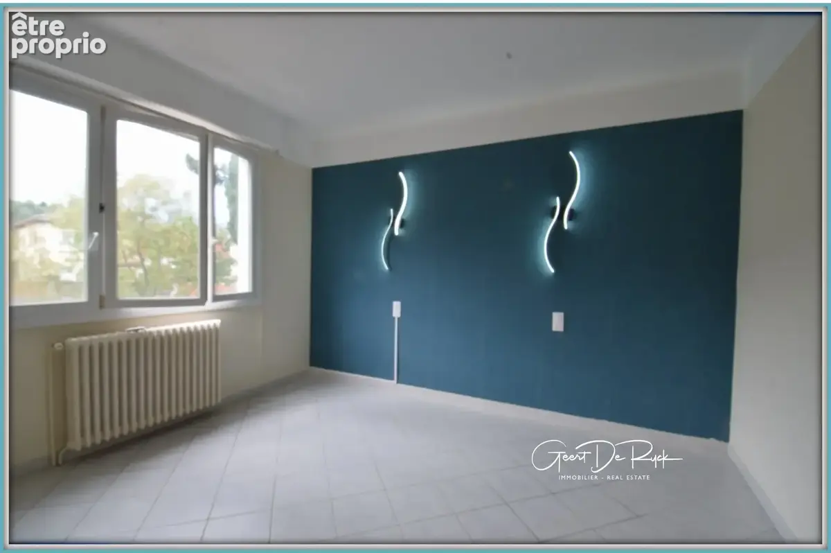 LIMOUX Maison de ville T5 R+1 avec 2 entrées indépendantes, garage et jardin - photo 6