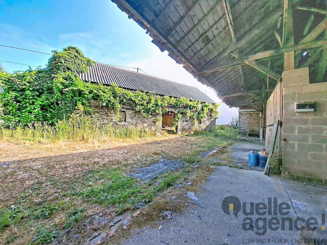 Corps de ferme en pierre à rénover – À 400 mètres de la plage - photo 7