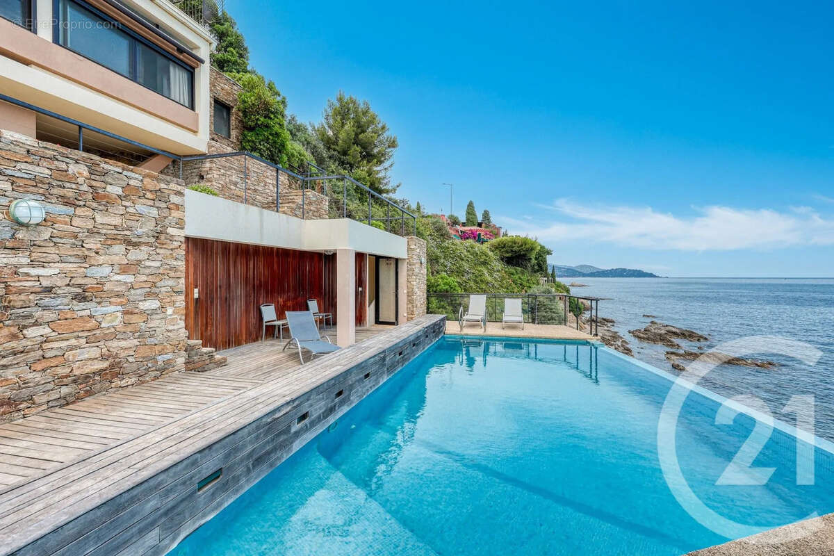 Maison 179 m² à Le Lavandou  - photo 12