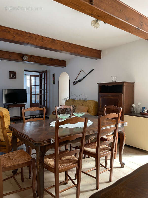 Maison à LUC-SUR-ORBIEU