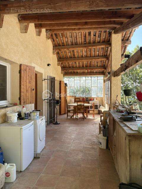 Maison traditionnel 3 chambres, avec piscine - photo 7