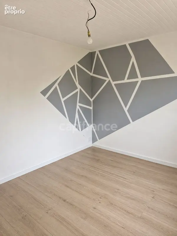 Une maison chaleureuse avec jardin arboré, proche de toutes les commodités ! - photo 7