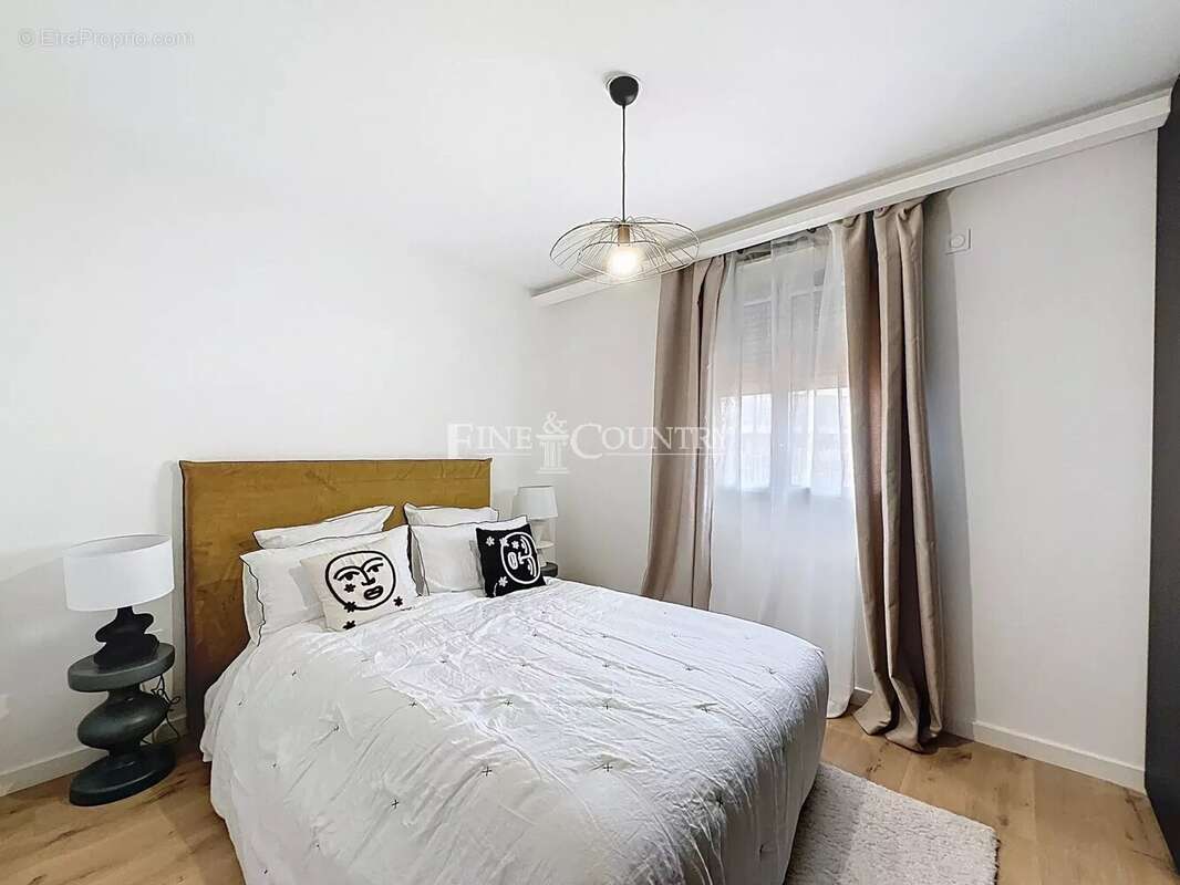 Appartement à LE CANNET