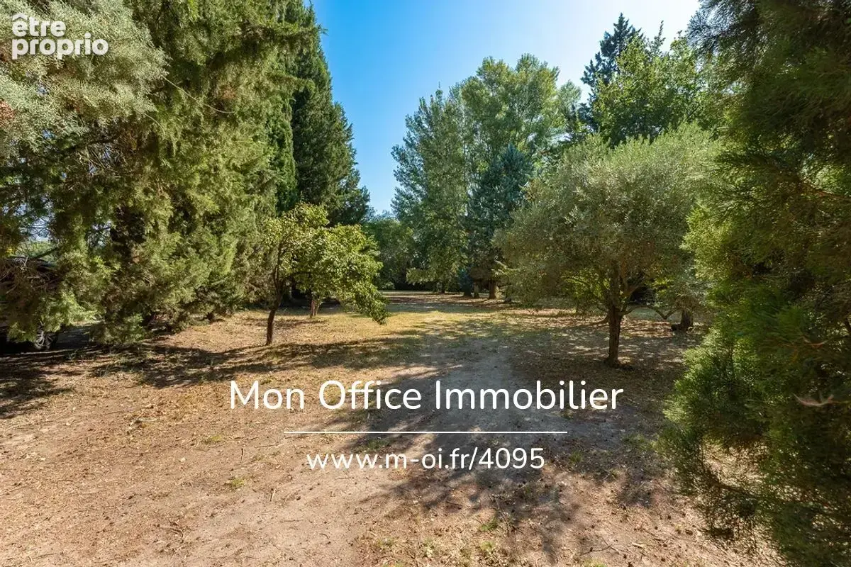 Référence : 7235-SJO - Magnifique Mas de 1739 aux portes d'Aix-en-Provence - piscine- terrain plat arboré de 6400m2- cachet - photo 24