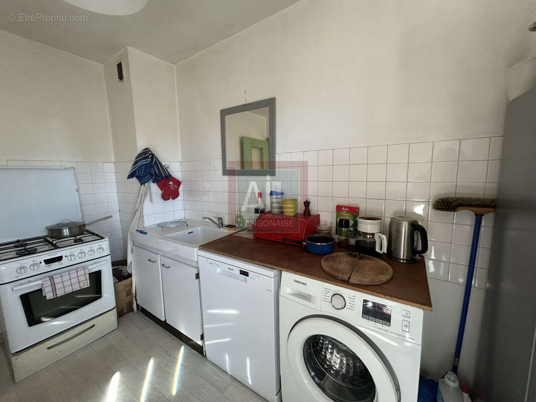 Immeuble de 3 appartement à Pradelles - photo 6