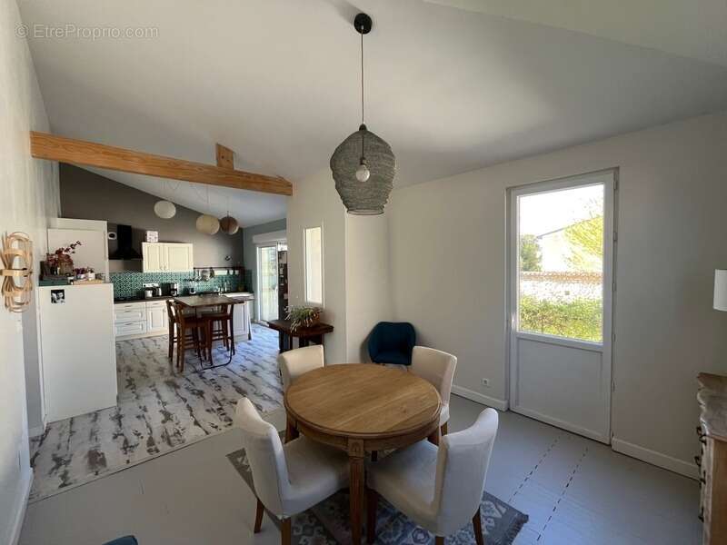 Maison à SAINT-JEAN-D&#039;ANGELY