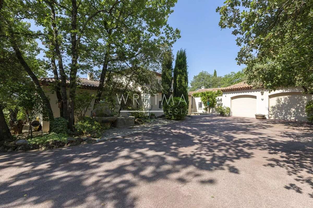 Maison à DRAGUIGNAN