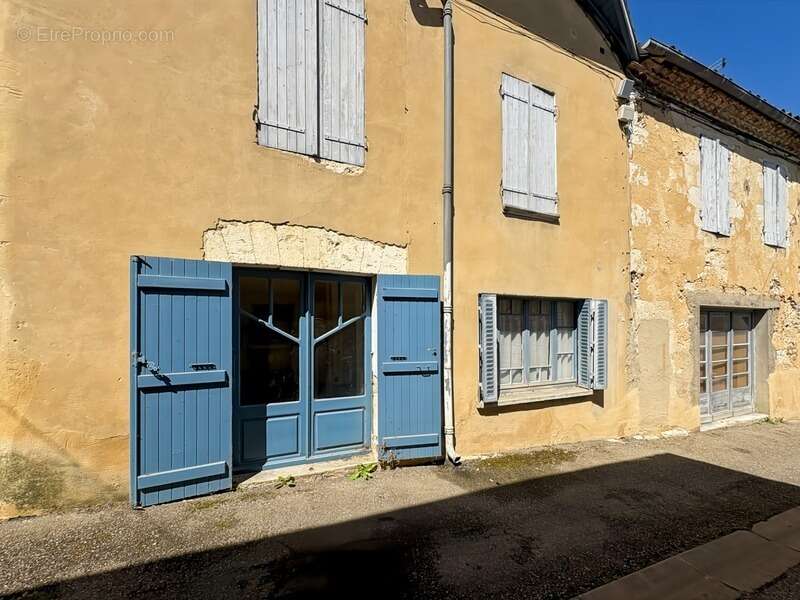 Maison à GONDRIN