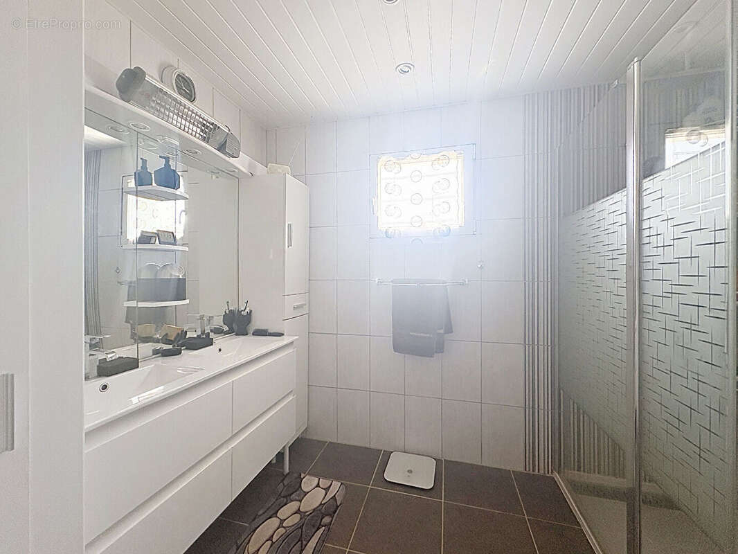 Exclusivité NESTENN Challans - Maison 3 Chambres + bureau avec piscine à CHALLANS - photo 17