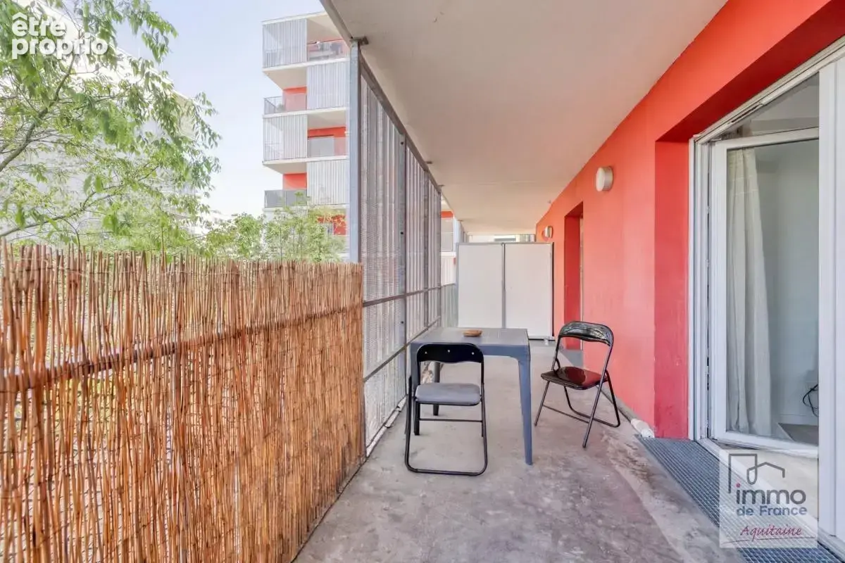 T3 VENDU LOUE  avec terrasse & parking - photo 10