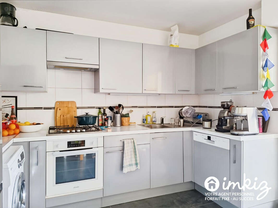 Appartement à PARIS-19E