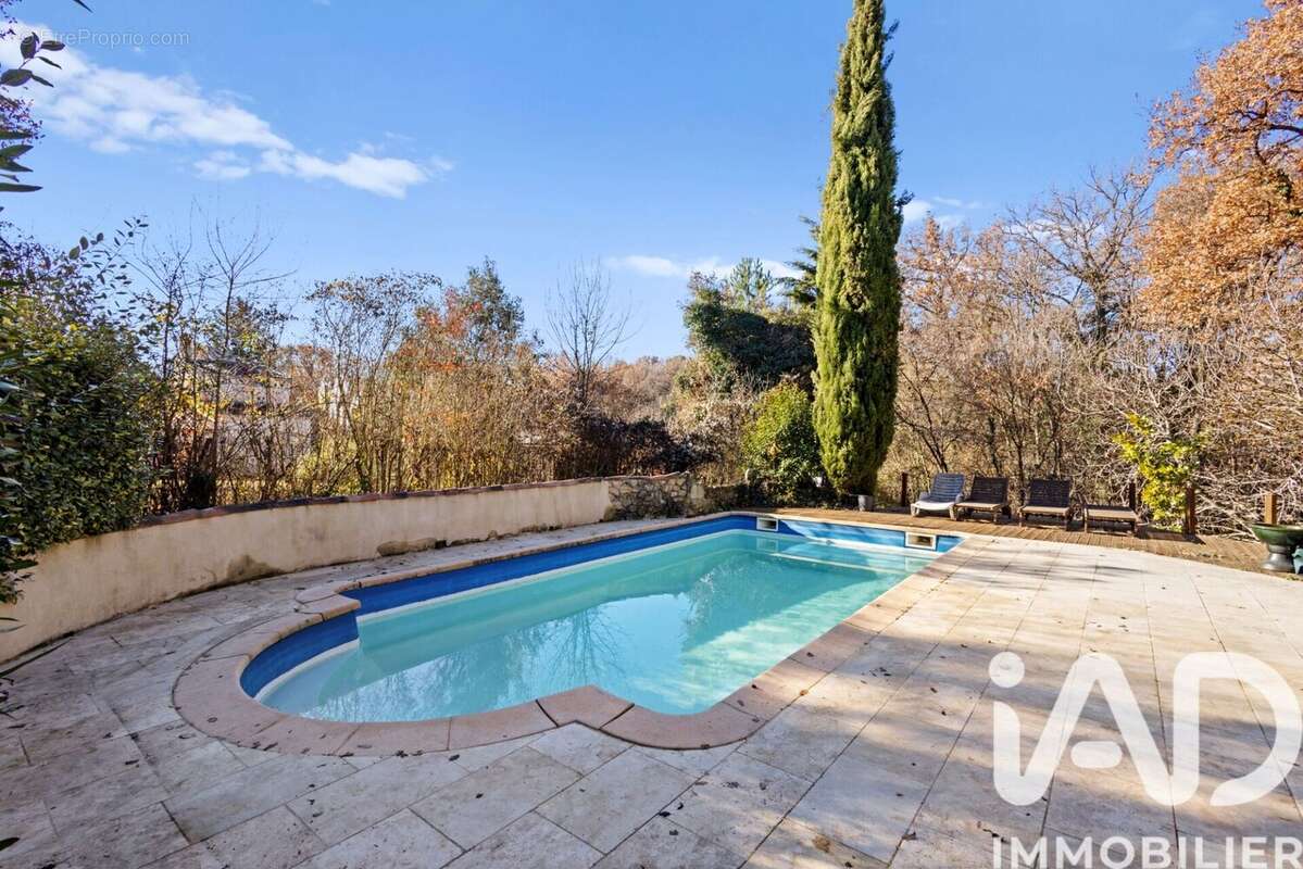 Photo 2 - Maison à JOUQUES