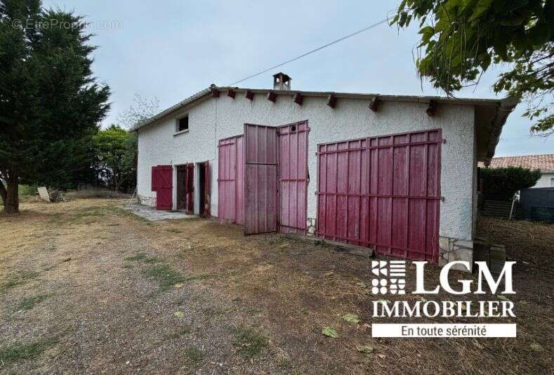 La Ville Dieu Du Temple  Maison 6 pièces avec jardin et garage - photo 9