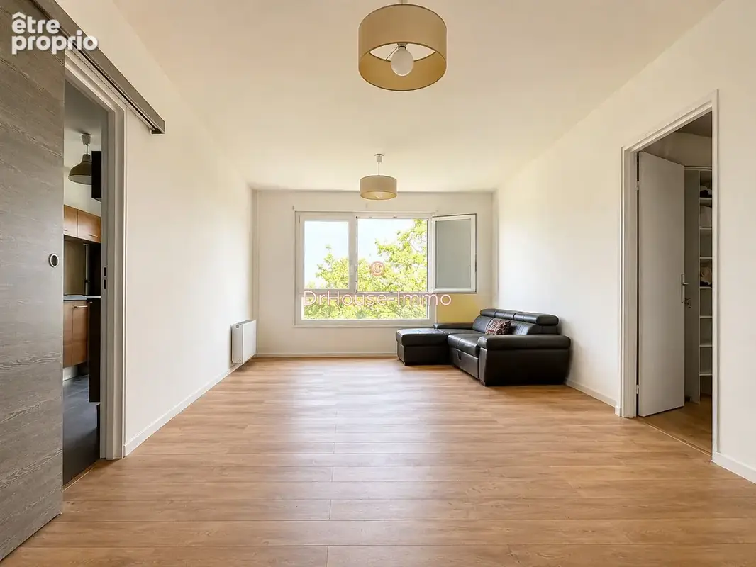 Appartement 69 m² à Bagnolet  - photo 4