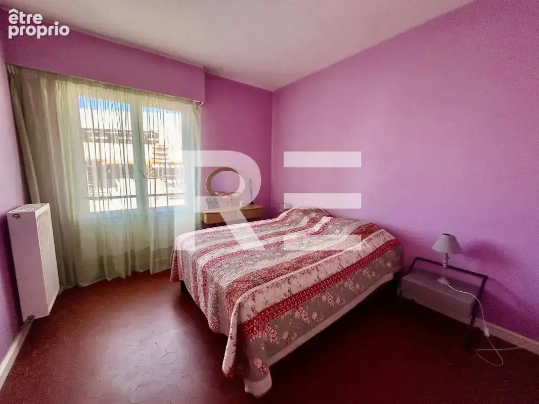 Appartement t4 avec ascenseur, terrasse, piscine et vue mer - photo 8