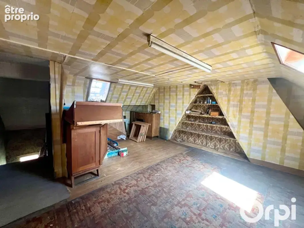  EN EXCLUSIVITE - Maison À Vendre - à Rénover - 3 chambres - Cour - photo 5