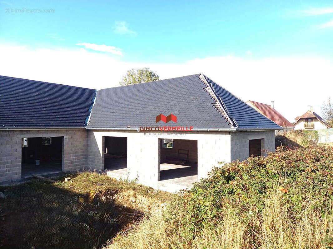 Maison à MONTREUIL-L'ARGILLE