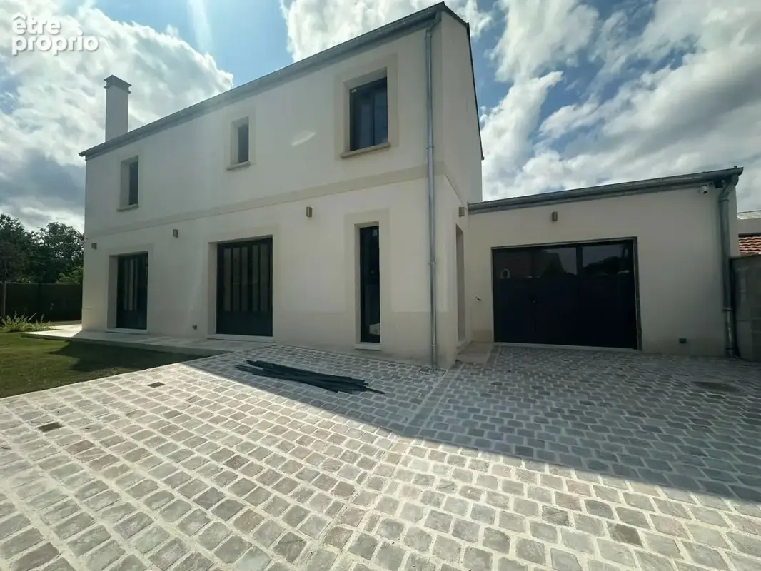 Photo Maison à Bois-Le-Roi au prix de 595 000€