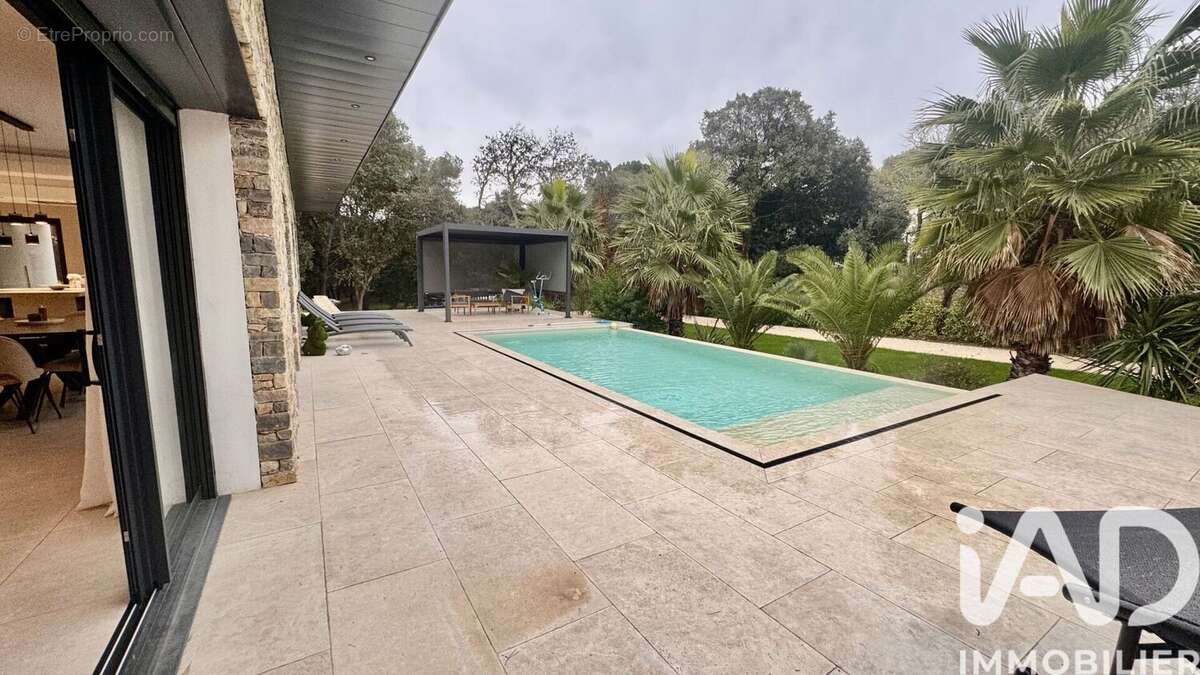 Photo 8 - Maison à NIMES