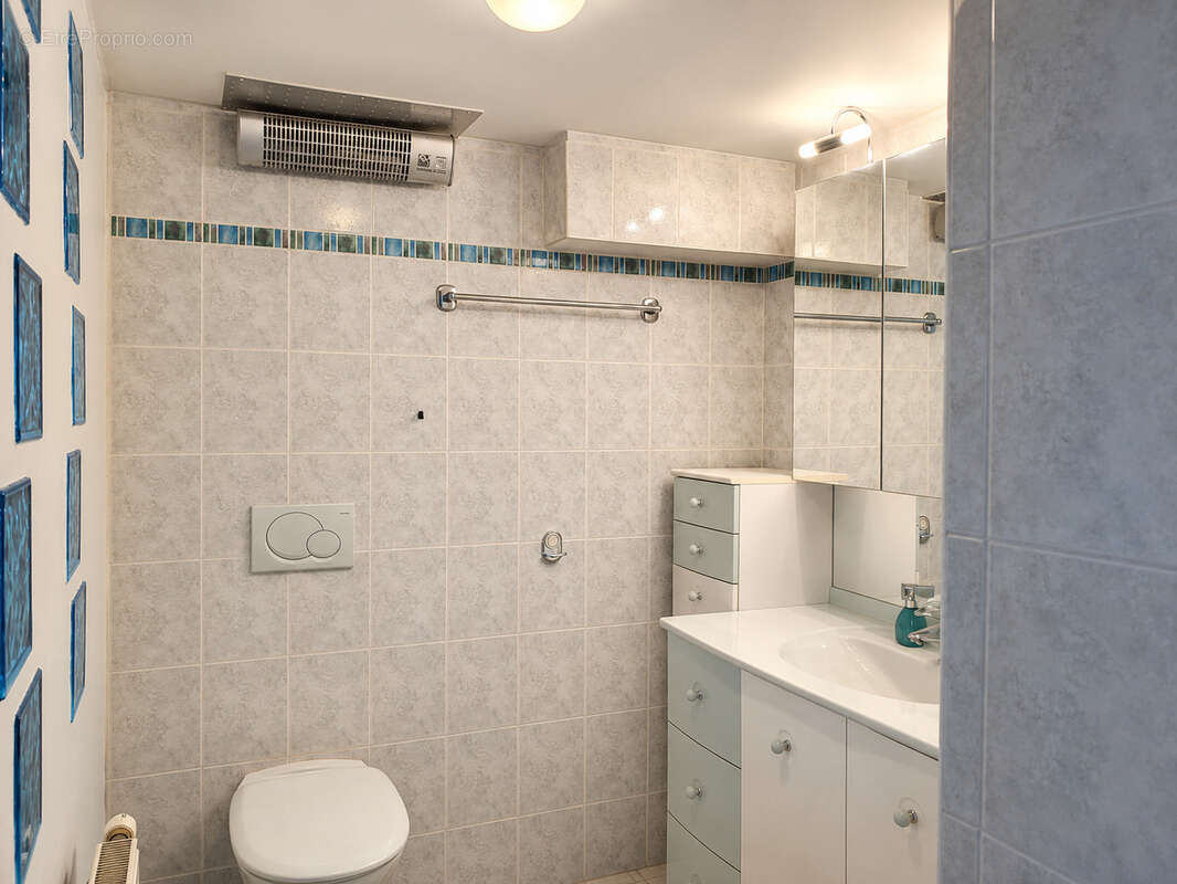 Maison de village à vendre à Champniers – Le charme d'un bien si - photo 16