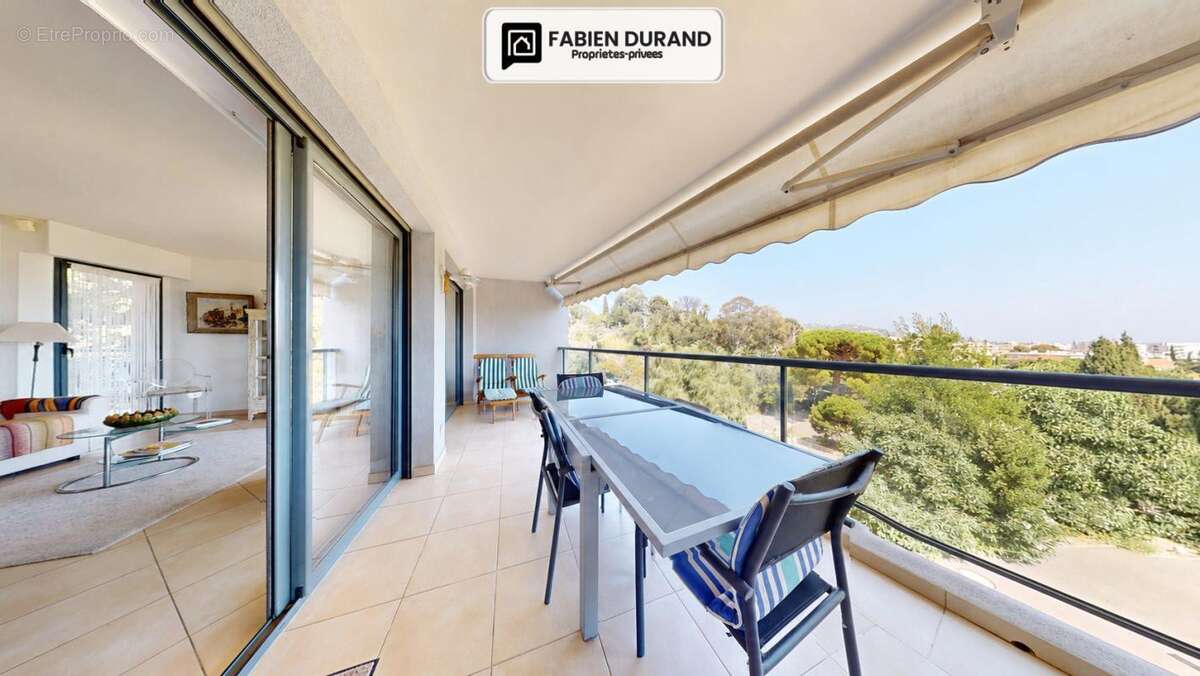 Cannes plage du midi 700m 3 pièces 71,8 m² deux terrasses 22 m²  piscine  garage -   aperçu mer - photo 6