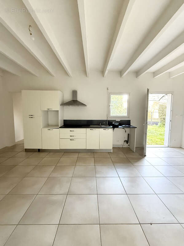 Maison à LALANDE-DE-POMEROL