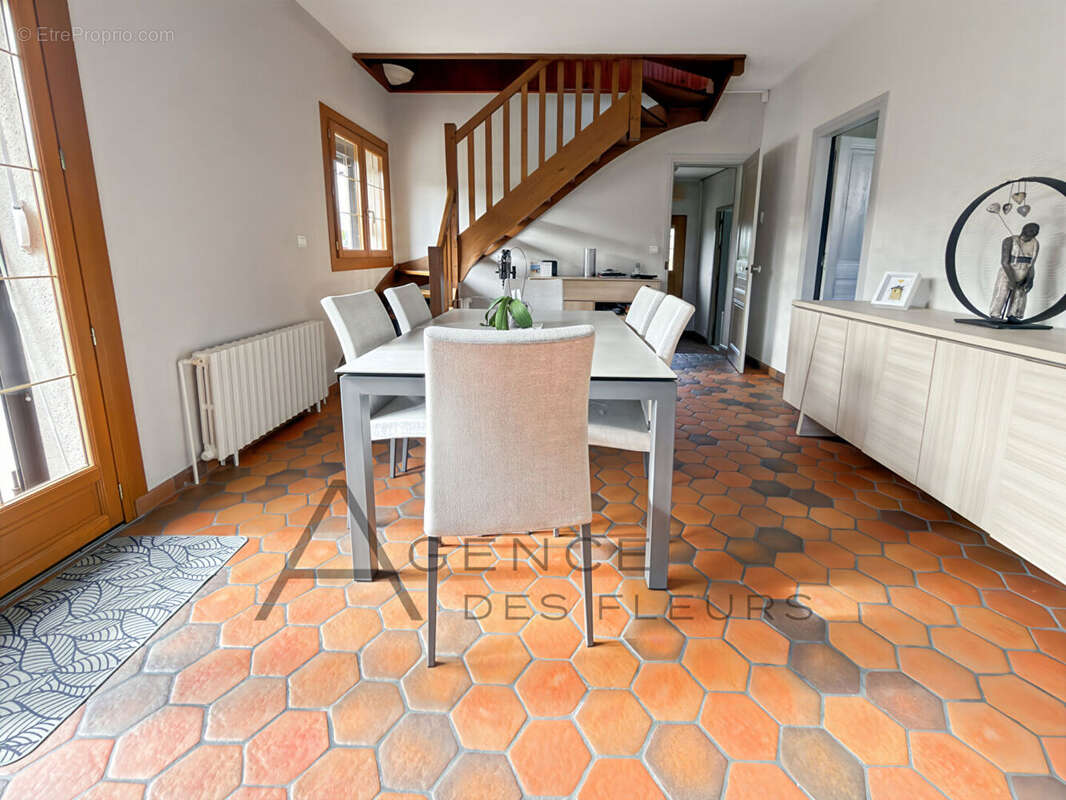 Maison Saint Aubin Les Elbeuf 87 m2 - photo 5