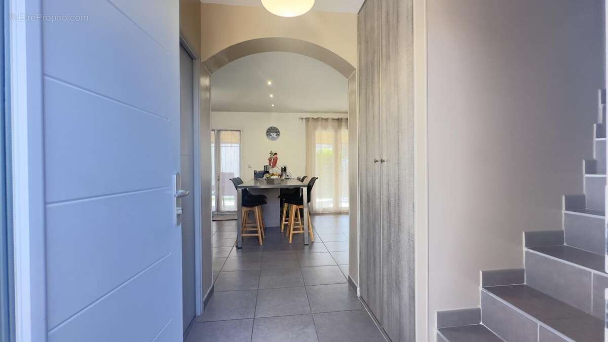 Maison à ROCHEFORT-DU-GARD