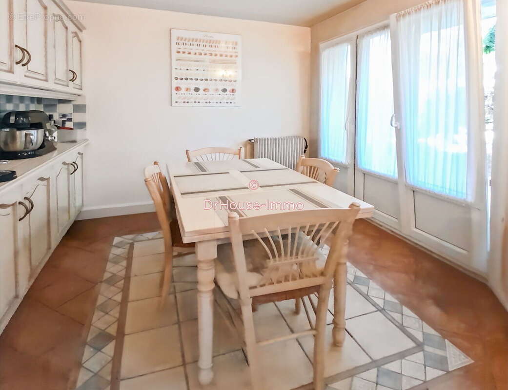 Appartement à LE RAINCY