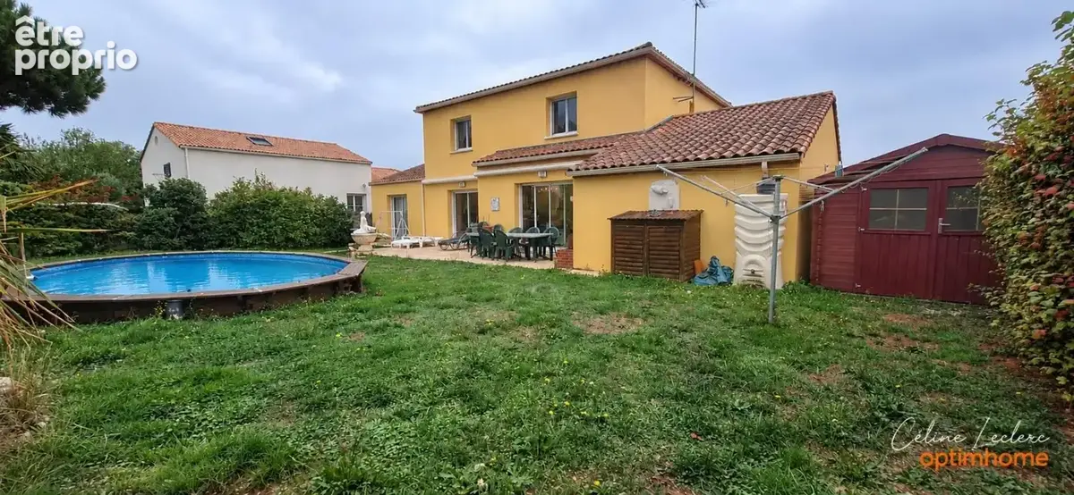 Chauche – maison familiale de 161 m² – 5 chambres – piscine – pièce de vie de 58,75 m² - photo 18