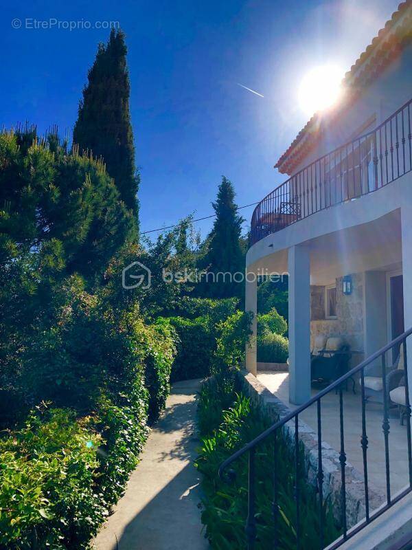 Maison à LA TURBIE
