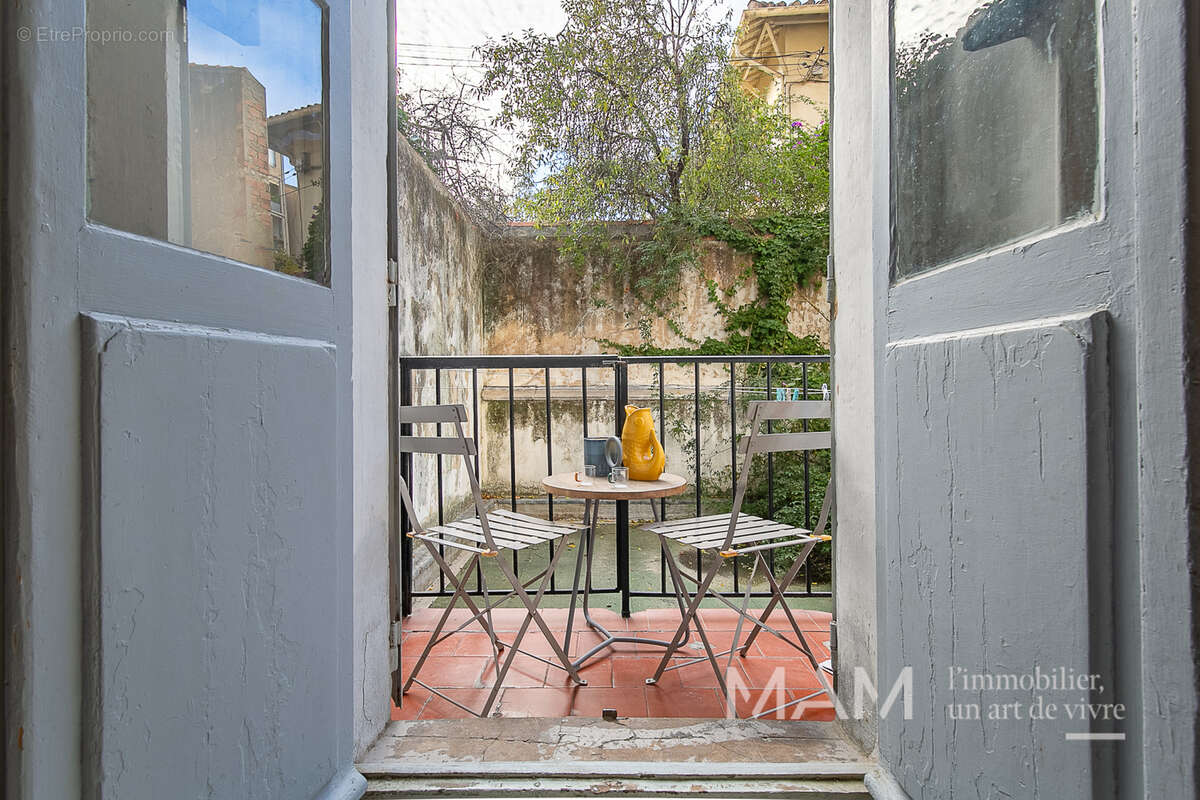 Appartement à MARSEILLE-6E