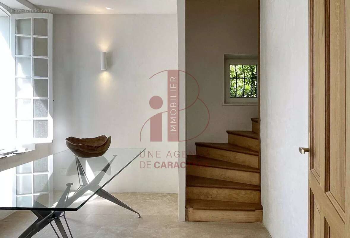 Maison à FONTAINEBLEAU