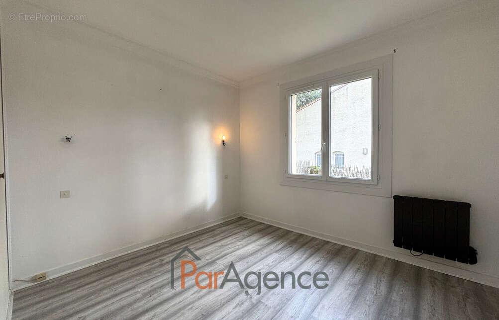 Maison à VAUX-SUR-MER