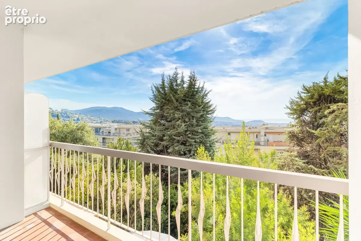 Appartement 3 pièces 61 m² à vendre à Nice (06100) - photo 3